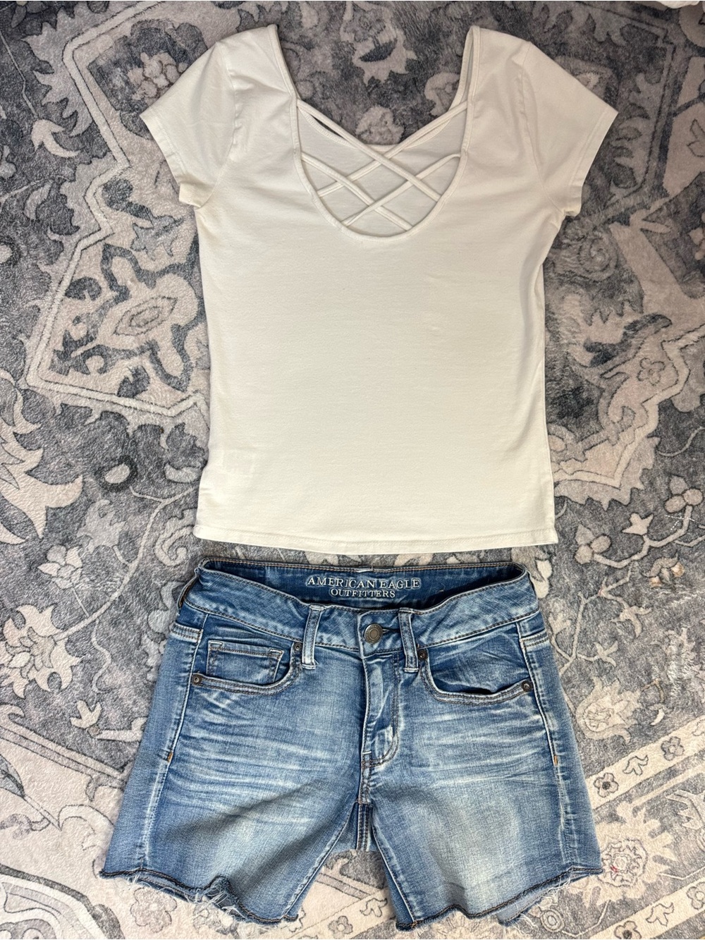 American Eagle Outfitters Super Stretchy Blue Denim Jean Shorts and Tshirt